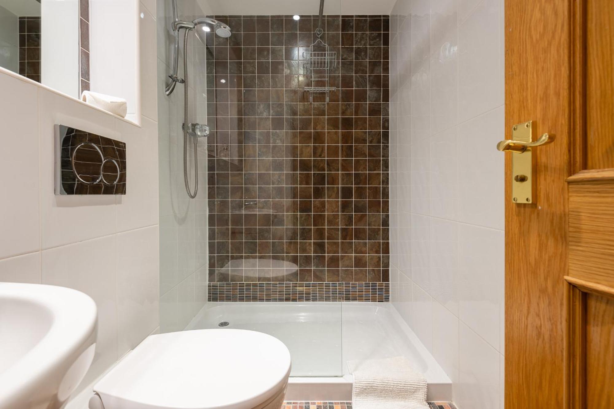 סנט אנדרוס 138 North Street - Luxury 2 Bed 2 Bath With Secret Garden, Summerhouse, Putting Green מראה חיצוני תמונה